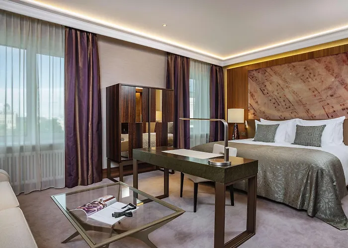 Hotels With Suites In Riga 