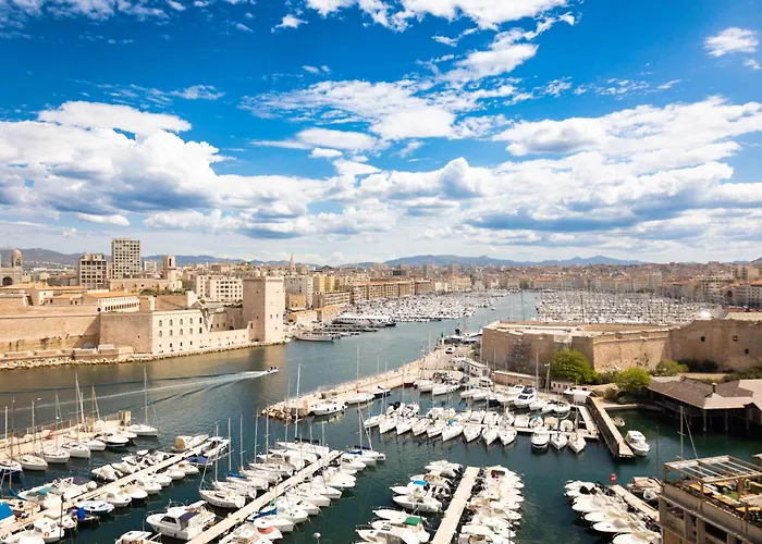 Hotels With Suites In Marseille 