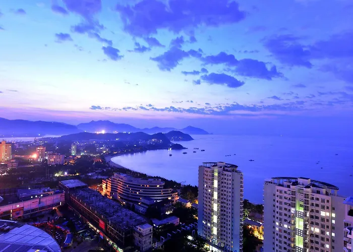 Hotels With Suites In Sanya 